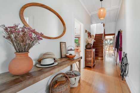 Photo of property in 4 Mays Street, Devonport, Auckland, 0624