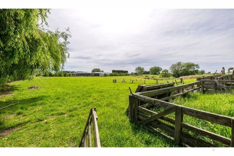 Photo of property in 124 Maytown Road, Waimate, 7978