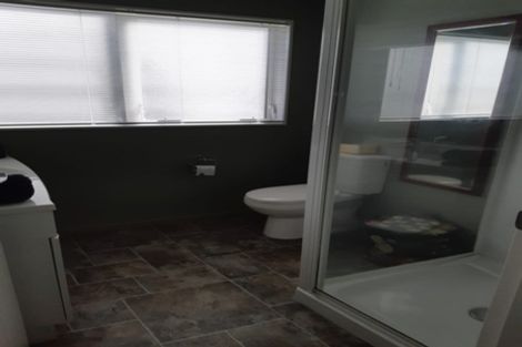 Photo of property in Villa Estate, 52/55 Armstrong Avenue, Carterton, 5713