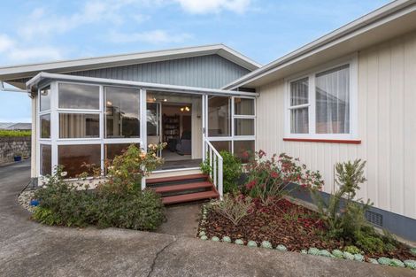 Photo of property in 13 Exeter Crescent, Springvale, Whanganui, 4501