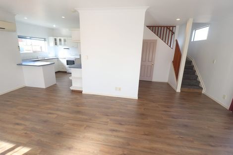 Photo of property in 1/4 Mickle Street, Te Atatu South, Auckland, 0610