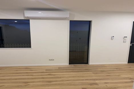 Photo of property in 67a Divich Avenue, Te Atatu South, Auckland, 0610