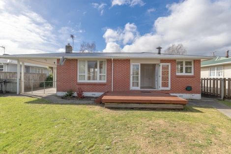 Photo of property in 15 Charles Street, Clouston Park, Upper Hutt, 5018