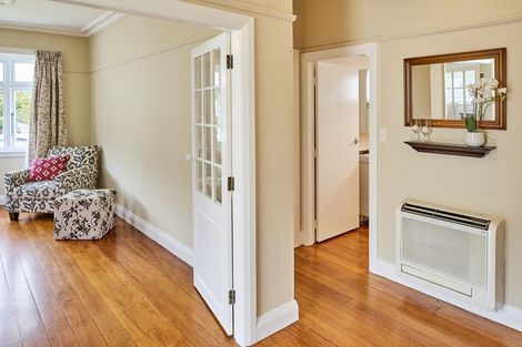 Photo of property in 19 Norton Park Avenue, Fairfield, Lower Hutt, 5011