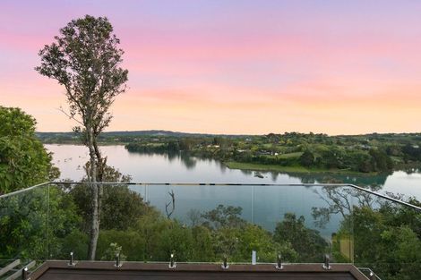 Photo of property in 45 Pohutukawa Avenue, Shelly Park, Auckland, 2014