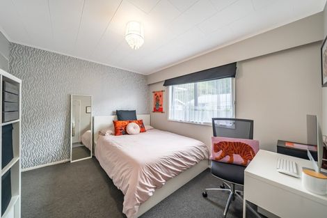 Photo of property in 6 Topeka Grove, Totara Park, Upper Hutt, 5018