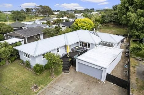 Photo of property in 1 Goldsborough Avenue, Raumati Beach, Paraparaumu, 5032