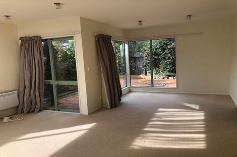 Photo of property in 2/71 Sunnynook Road, Forrest Hill, Auckland, 0620