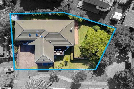 Photo of property in 53 Caribbean Drive, Unsworth Heights, Auckland, 0632