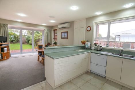 Photo of property in 7 Greers Road, Ilam, Christchurch, 8041