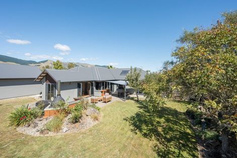 Photo of property in 10 Lucy Murcott Place, Stoke, Nelson, 7011