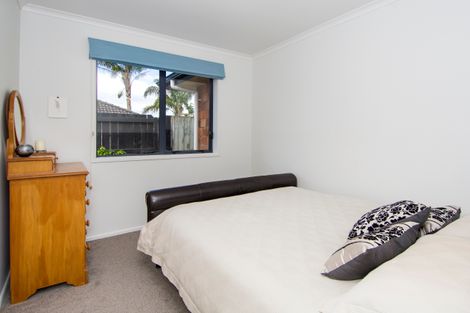 Photo of property in 64 Oriental Parade, Papamoa Beach, Papamoa, 3118