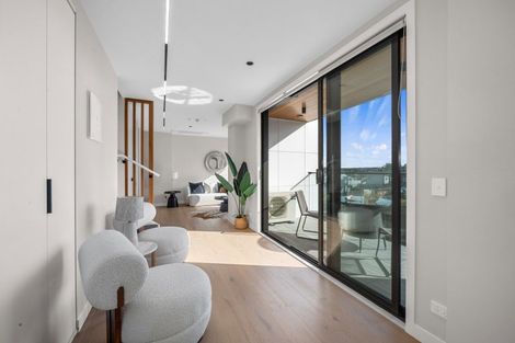 Photo of property in 10/12 Burns Avenue, Takapuna, Auckland, 0622