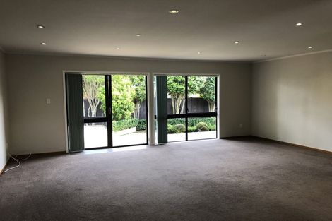 Photo of property in 2/8 Eastridge Court, Northpark, Auckland, 2013