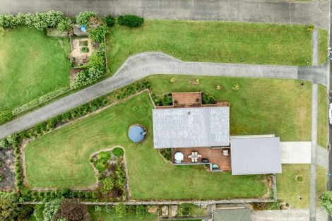 Photo of property in 24 Omana Avenue, Shelly Beach, Helensville, 0874