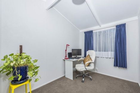 Photo of property in 526a Swanson Road, Ranui, Auckland, 0612