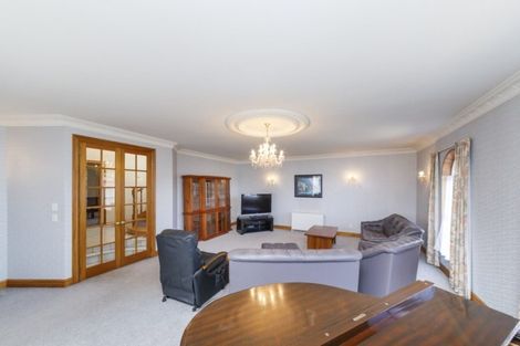 Photo of property in 153/155 High Street, Bulls, 4818