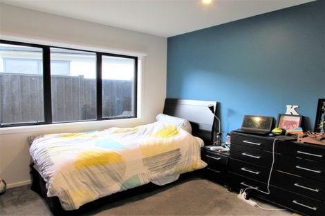 Photo of property in 5 Don Griffin Grove, Trentham, Upper Hutt, 5018