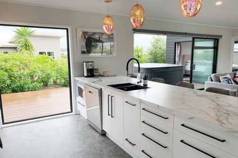 Photo of property in 117 Harbour Drive, Matarangi, Whitianga, 3592