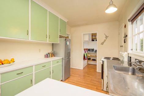 Photo of property in 129 Parkers Road, Tahunanui, Nelson, 7011