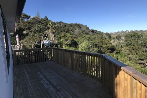 Photo of property in 38 Tree View Avenue, Glenfield, Auckland, 0629