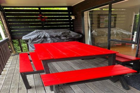 Photo of property in 14 Sandy Bay Road, Black Rock, Picton, 7282