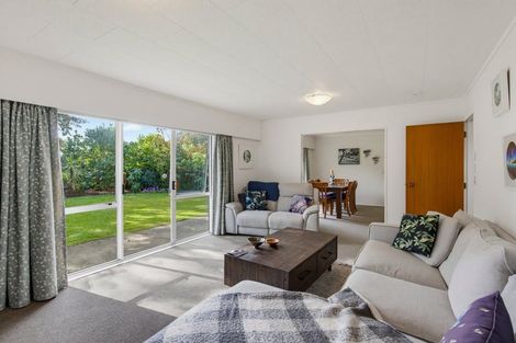 Photo of property in 469 Te Moana Road, Waikanae, 5036