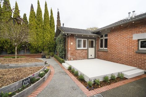 Photo of property in 8 Chaytor Street, West End, Palmerston North, 4410