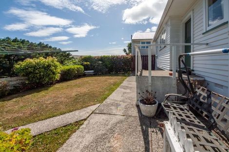 Photo of property in 93 Helston Road, Paparangi, Wellington, 6037