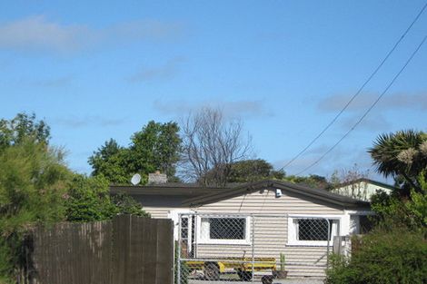 Photo of property in 318 Pages Road, Wainoni, Christchurch, 8061