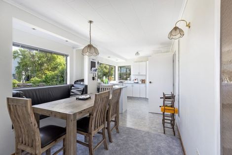 Photo of property in 20 Eskdale Road, Papakowhai, Porirua, 5024