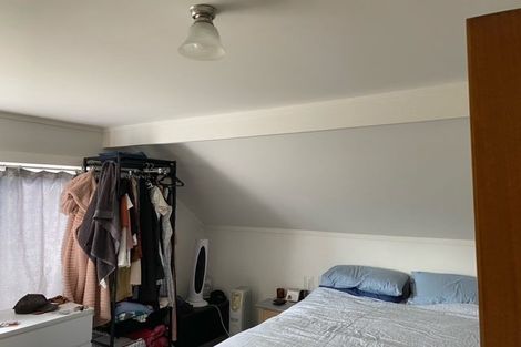 Photo of property in 2/30 Martin Crescent, Northcote, Auckland, 0627