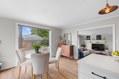 Photo of property in 25 Hillcrest Place, Avonhead, Christchurch, 8042