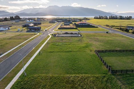 Photo of property in 7 Tukare Loop, Te Anau, 9600