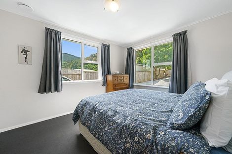 Photo of property in 51 Gillespies Road, Birchville, Upper Hutt, 5018