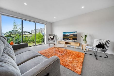 Photo of property in 34 Dignity Street, Papakura, 2110