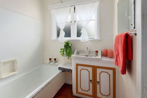 Photo of property in 14a Cairnfield Road, Kensington, Whangarei, 0112