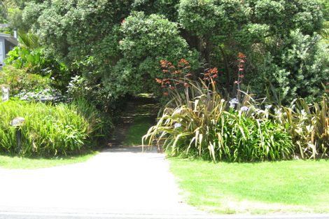 Photo of property in 190 Motutara Road, Muriwai, 0881