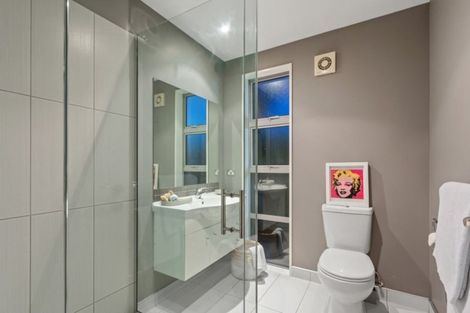 Photo of property in 128a Holly Road, St Albans, Christchurch, 8014