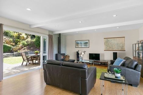 Photo of property in 10 Goddard Grove, Churton Park, Wellington, 6037