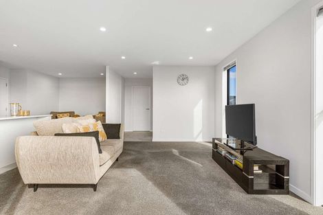 Photo of property in 42 Hinaki Street, Poike, Tauranga, 3112