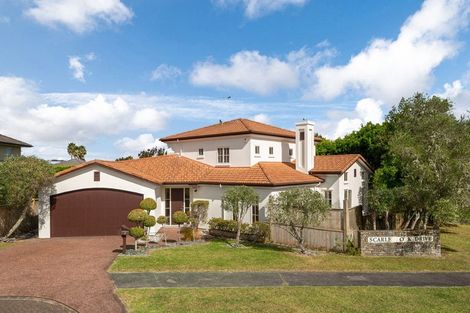 Photo of property in 1 Scarlet Oak Drive, Schnapper Rock, Auckland, 0632