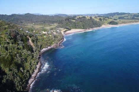 Photo of property in 77 Radar Road, Hot Water Beach, Whitianga, 3591