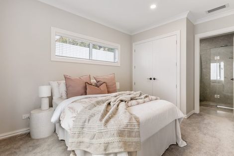 Photo of property in 32 Rahui Road, Greenhithe, Auckland, 0632
