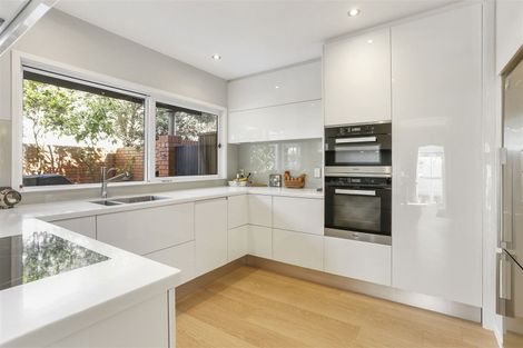 Photo of property in 3/7 Craig Road, Milford, Auckland, 0620