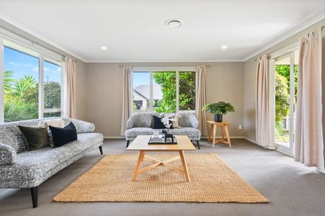 Photo of property in 1 Woburn Court, Rototuna North, Hamilton, 3210