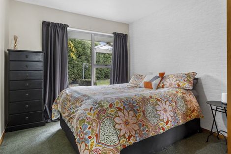 Photo of property in 10 Main North Road, Woodend, 7610