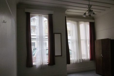 Photo of property in 18 Portland Crescent, Thorndon, Wellington, 6011