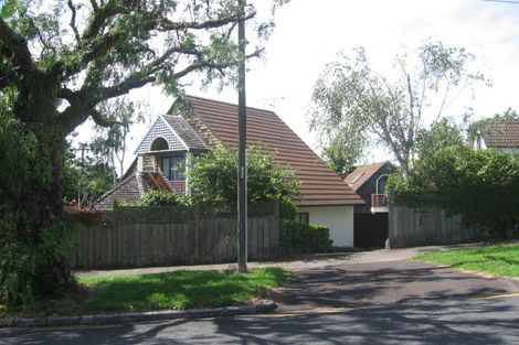 Photo of property in 36 Atarangi Road, Greenlane, Auckland, 1051