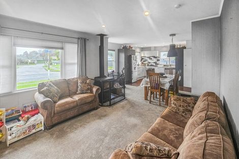 Photo of property in 33 Holyrood Street, Taradale, Napier, 4112